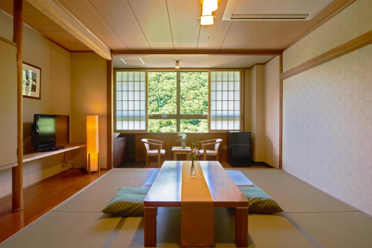 Yutoriro Bandai Atami Hotel Koriyama  Eksteriør billede